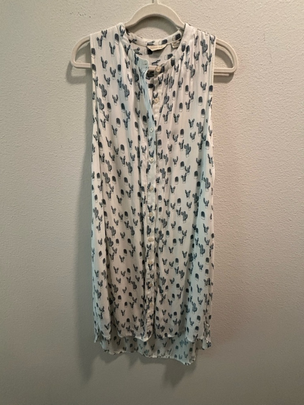 TylHo Cactus Shirtdress, size S - Picture 3 of 9